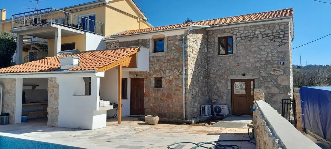 Villa Manuela Kras Feriehus